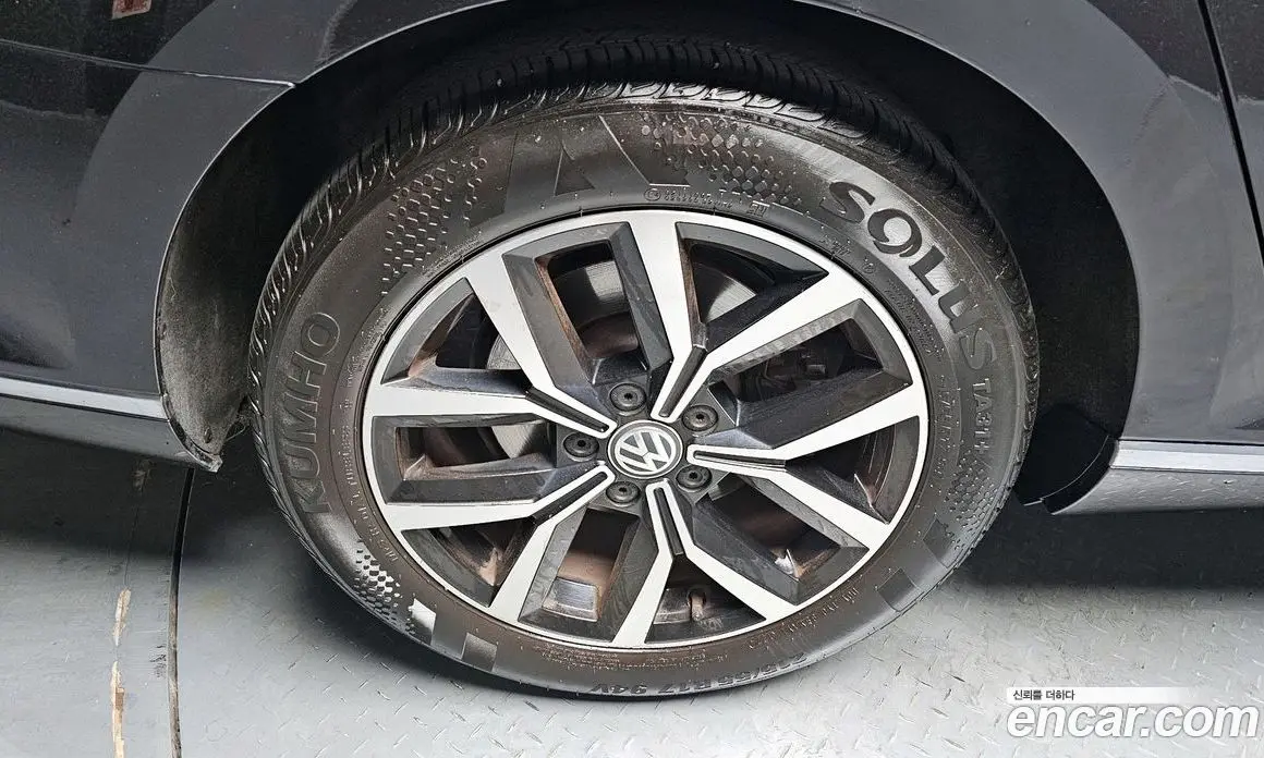 Volkswagen Passat 2018 2.0 автомат (гидро), фото 5 Volkswagen Passat 2018 2.0 автомат (гидро), фото 5