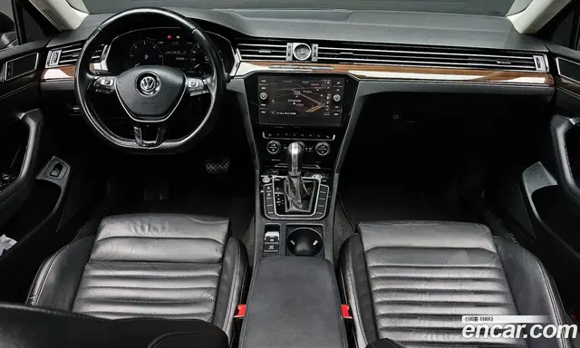 Volkswagen Passat 2018 2.0 автомат (гидро), миниатюра 10 Volkswagen Passat 2018 2.0 автомат (гидро), миниатюра 10
