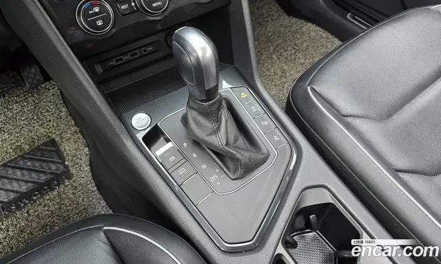 Volkswagen Tiguan 2020 2.0 автомат (гидро), миниатюра 12