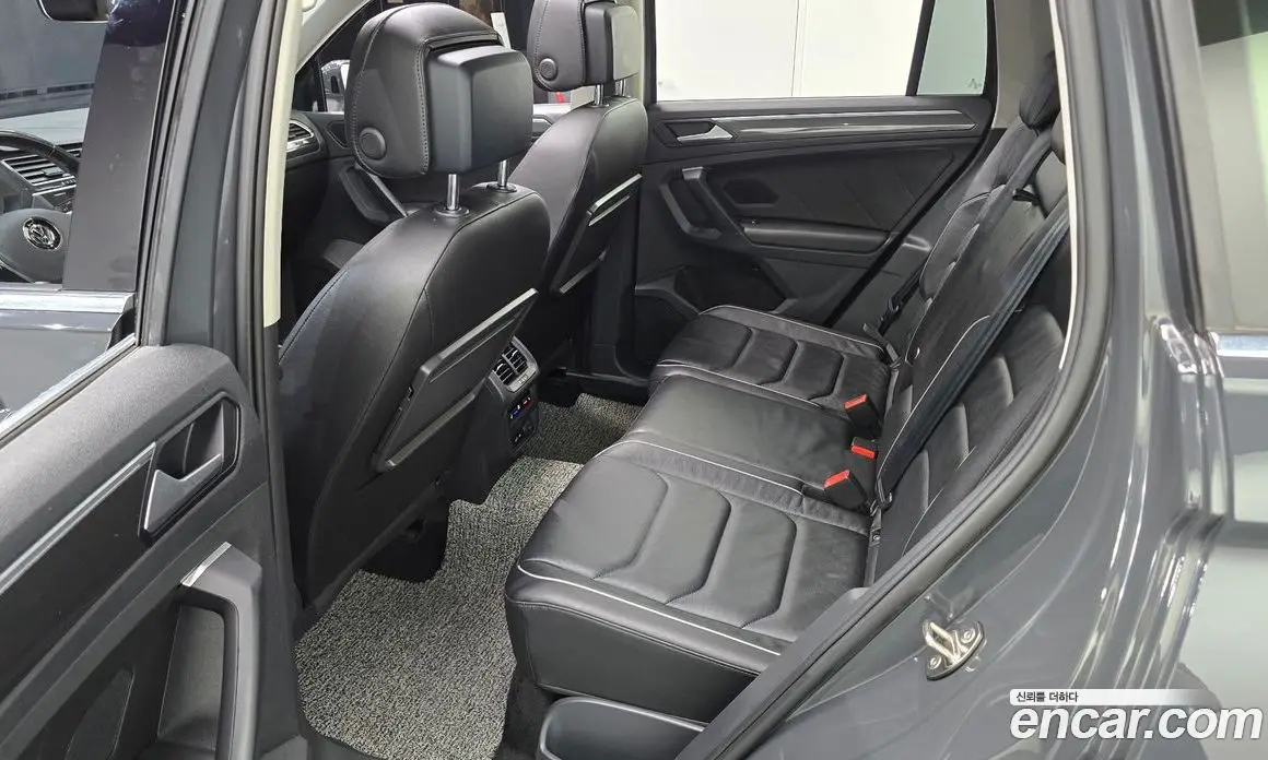 Volkswagen Tiguan 2020 2.0 автомат (гидро), фото 18 Volkswagen Tiguan 2020 2.0 автомат (гидро), фото 18