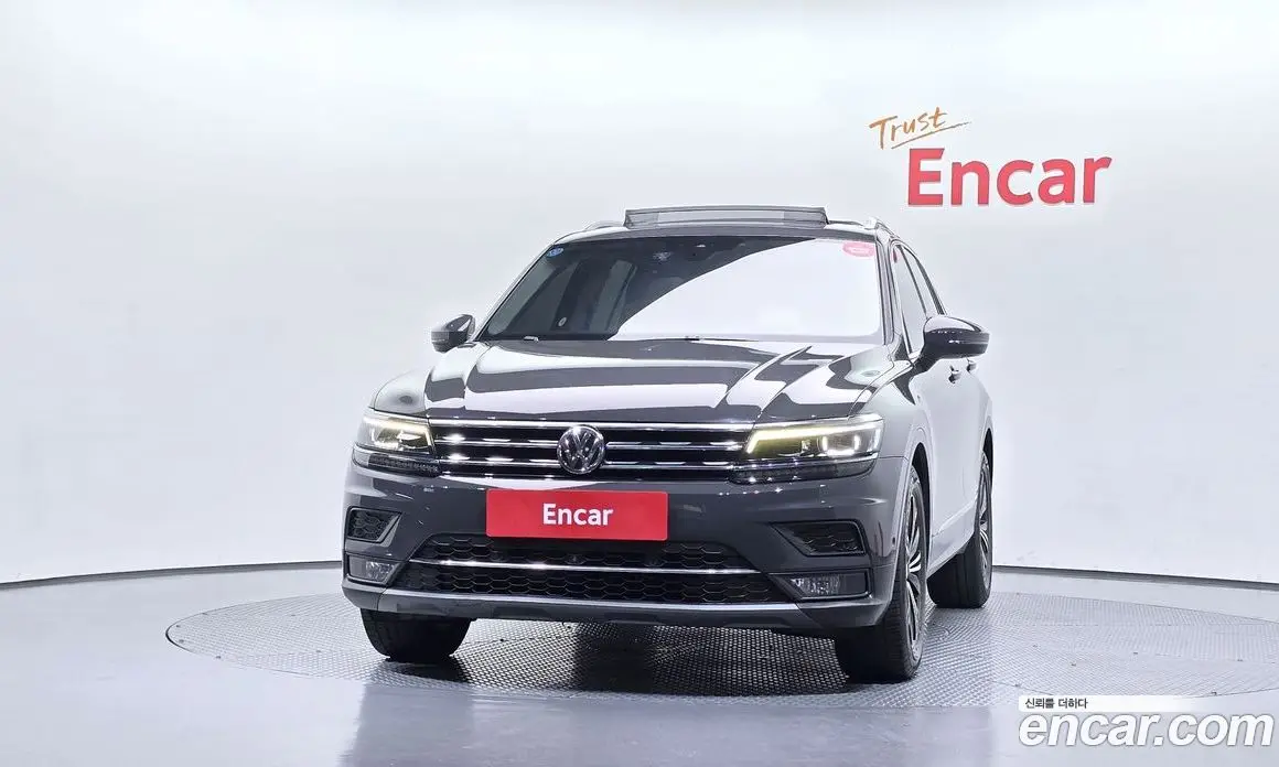 Volkswagen Tiguan 2020 2.0 автомат (гидро), фото 3 Volkswagen Tiguan 2020 2.0 автомат (гидро), фото 3