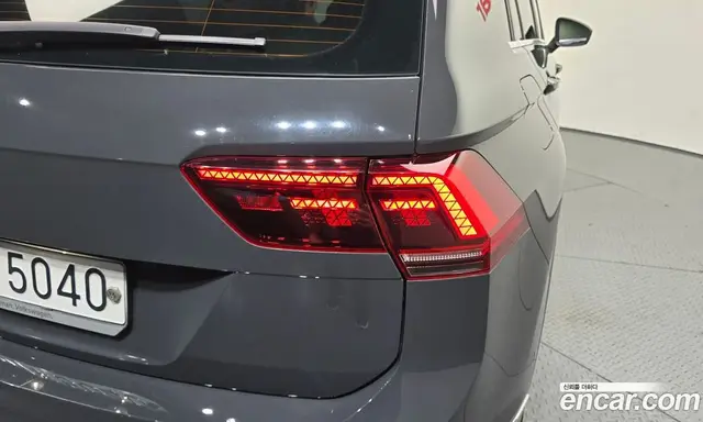 Volkswagen Tiguan 2020 2.0 автомат (гидро), миниатюра 9 Volkswagen Tiguan 2020 2.0 автомат (гидро), миниатюра 9