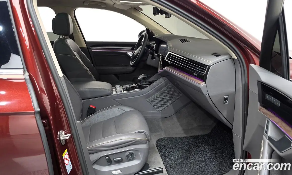 Volkswagen Touareg 2023 3.0 автомат (гидро), фото 16