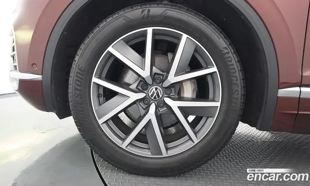 Volkswagen Touareg 2023 3.0 автомат (гидро), миниатюра 5
