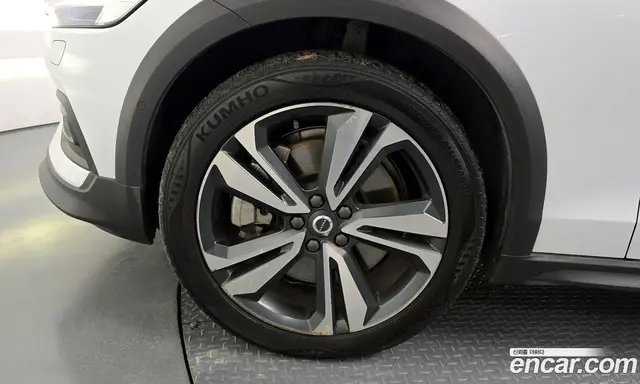 Volvo V60 2020 2.0 автомат (гидро), миниатюра 4 Volvo V60 2020 2.0 автомат (гидро), миниатюра 4