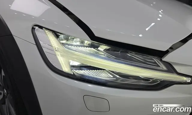 Volvo V60 2020 2.0 автомат (гидро), миниатюра 7 Volvo V60 2020 2.0 автомат (гидро), миниатюра 7