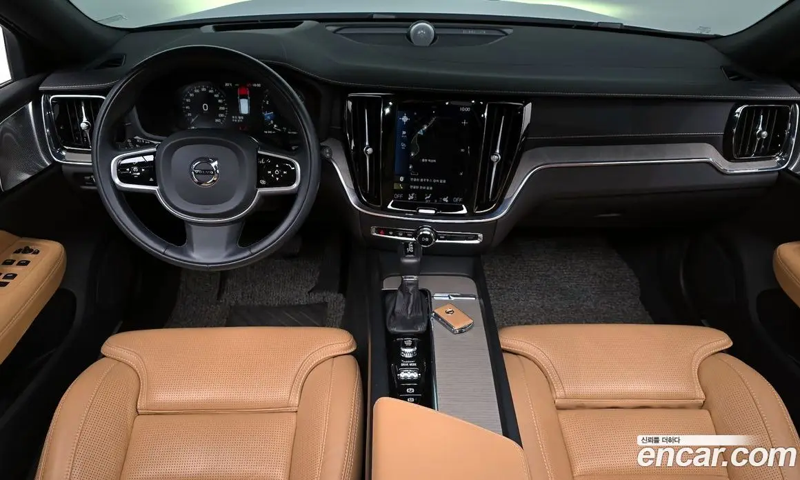 Volvo V60 2020 2.0 автомат (гидро), фото 9 Volvo V60 2020 2.0 автомат (гидро), фото 9