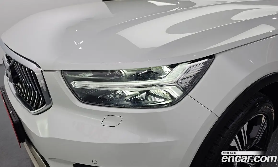 Volvo XC40 2021 2.0 автомат (гидро), фото 8 Volvo XC40 2021 2.0 автомат (гидро), фото 8