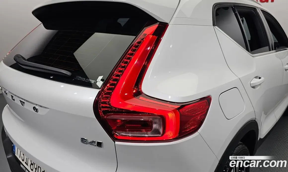 Volvo XC40 2021 2.0 автомат (гидро), фото 9 Volvo XC40 2021 2.0 автомат (гидро), фото 9
