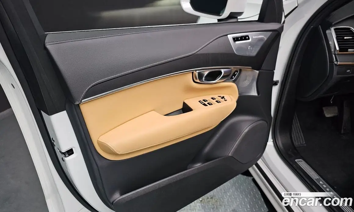 Volvo XC90 2023 2.0 автомат (гидро), фото 14 Volvo XC90 2023 2.0 автомат (гидро), фото 14
