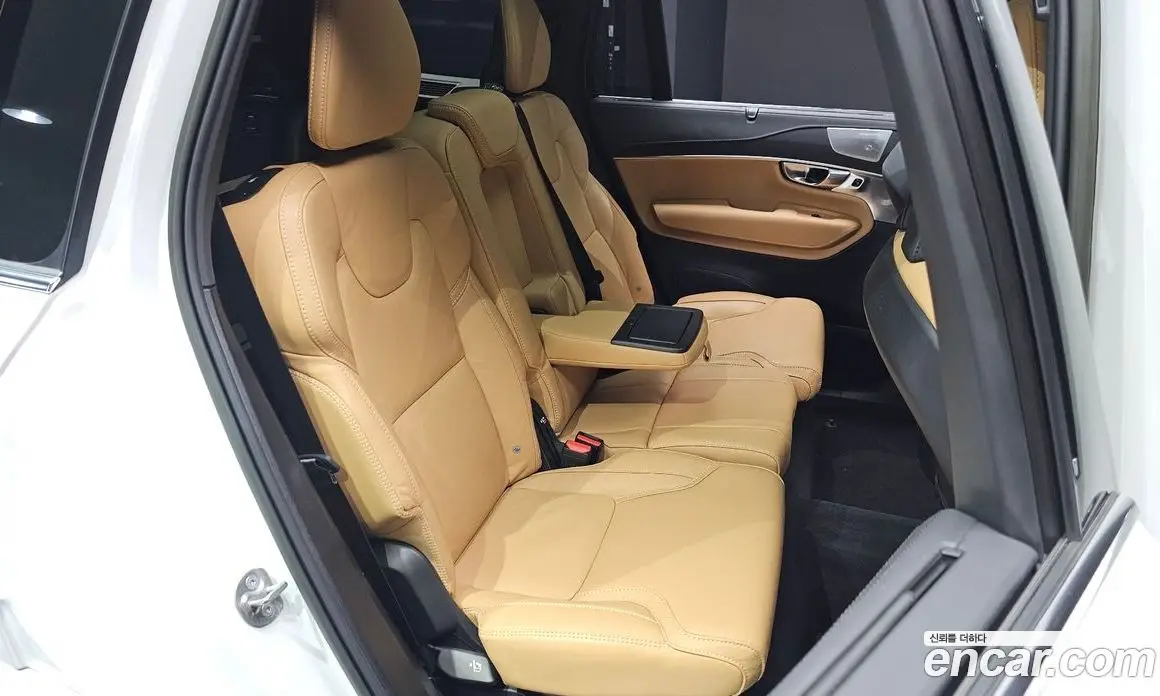 Volvo XC90 2023 2.0 автомат (гидро), фото 17 Volvo XC90 2023 2.0 автомат (гидро), фото 17