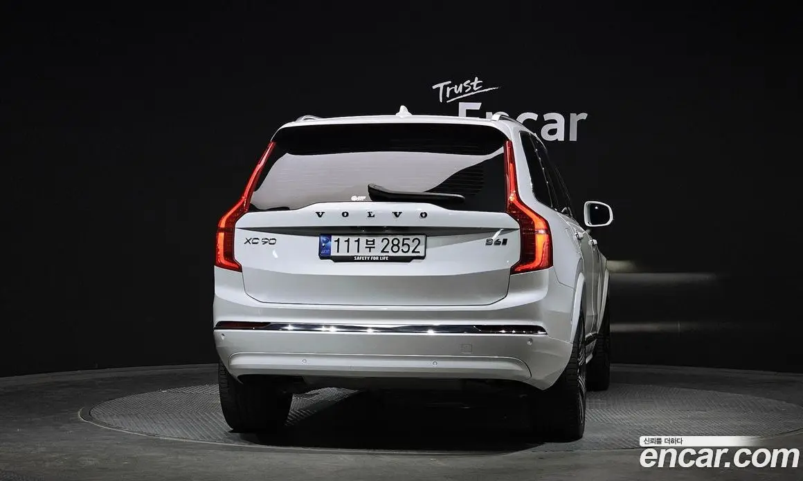 Volvo XC90 2023 2.0 автомат (гидро), фото 4 Volvo XC90 2023 2.0 автомат (гидро), фото 4