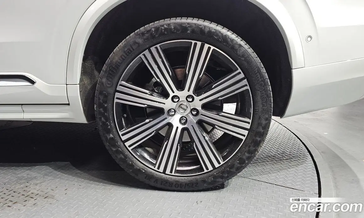 Volvo XC90 2023 2.0 автомат (гидро), фото 7 Volvo XC90 2023 2.0 автомат (гидро), фото 7