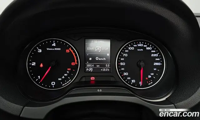 Audi A3 2015 1.6 автомат (гидро), миниатюра 11
