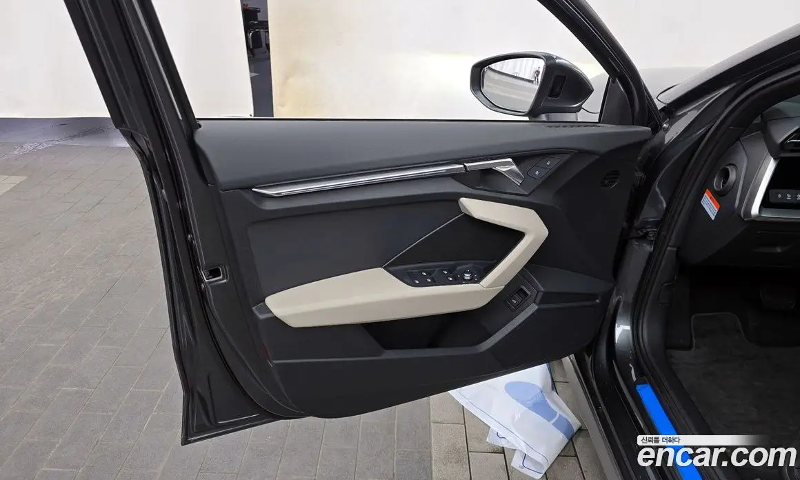 Audi A3 2023 2.0 автомат (гидро), фото 14 Audi A3 2023 2.0 автомат (гидро), фото 14