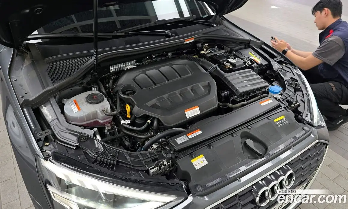 Audi A3 2023 2.0 автомат (гидро), фото 6 Audi A3 2023 2.0 автомат (гидро), фото 6