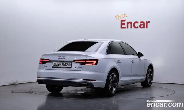 Audi A4 2019 2.0 автомат (гидро), миниатюра 2