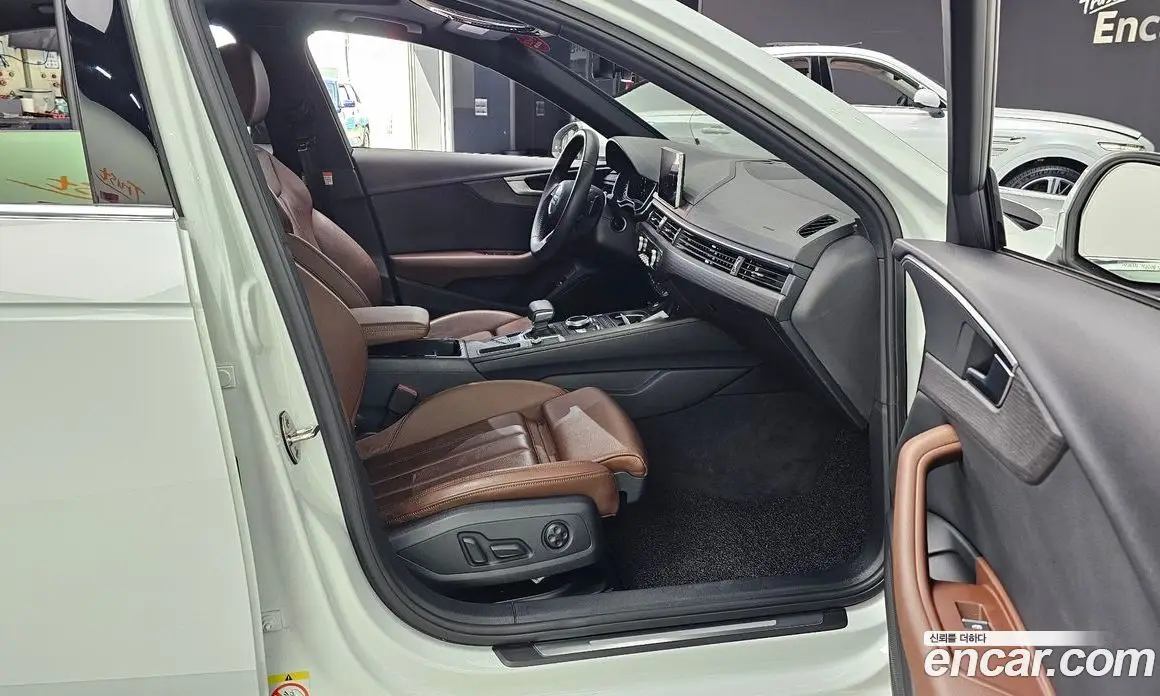 Audi A4 2019 2.0 автомат (гидро), фото 17