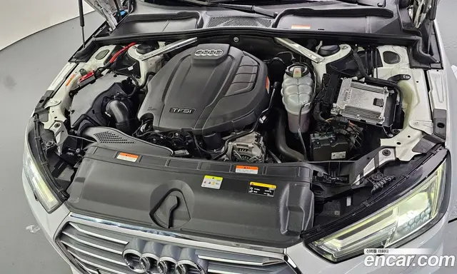 Audi A4 2019 2.0 автомат (гидро), миниатюра 6