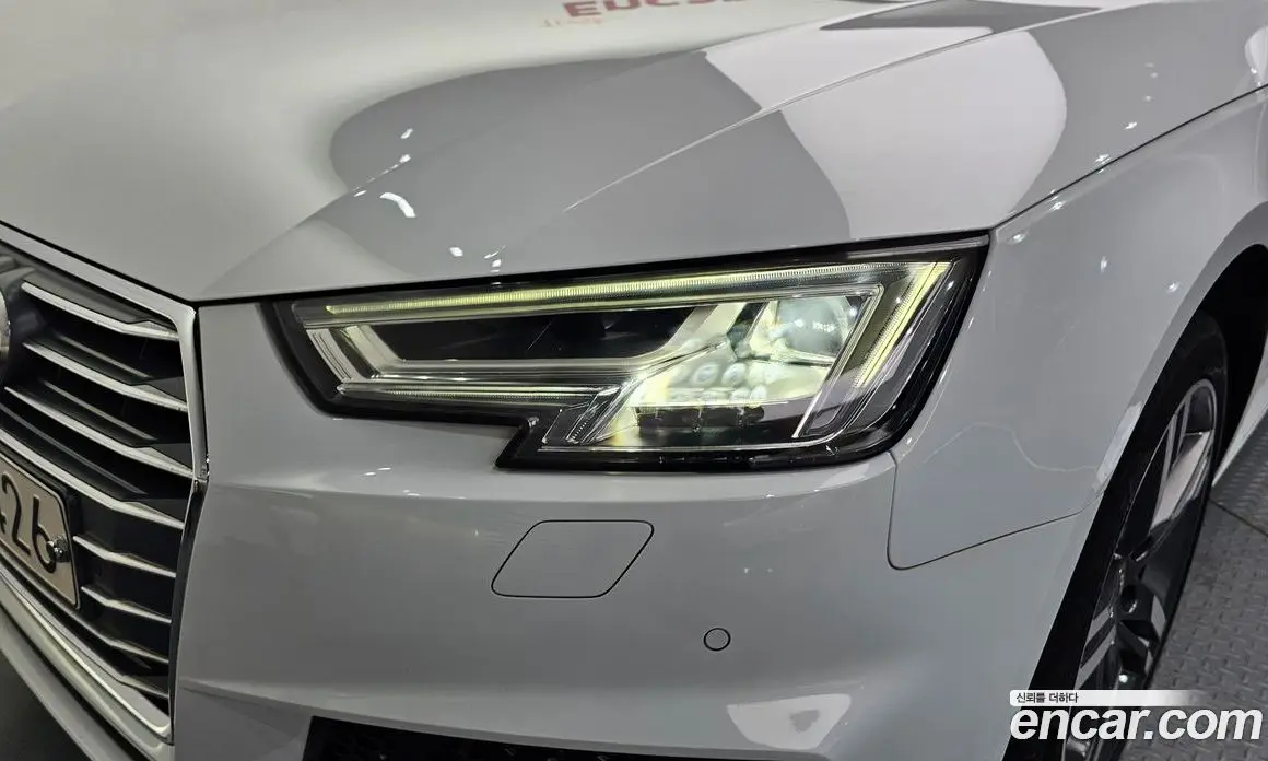 Audi A4 2019 2.0 автомат (гидро), фото 8