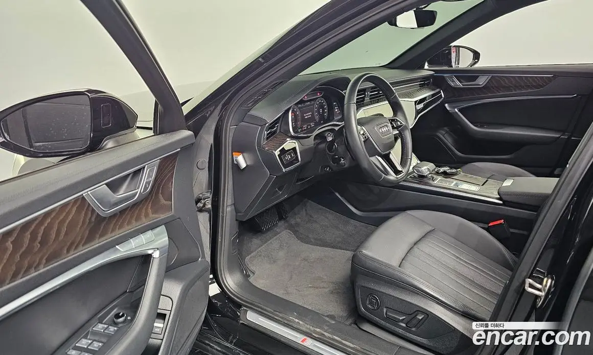 Audi A6 2020 2.0 автомат (гидро), фото 13