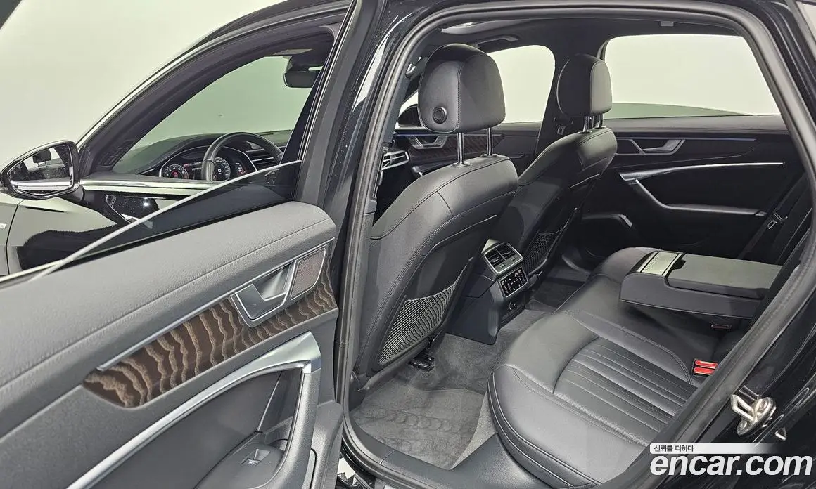 Audi A6 2020 2.0 автомат (гидро), фото 16