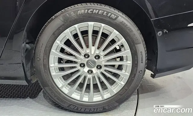 Audi A6 2020 2.0 автомат (гидро), миниатюра 7