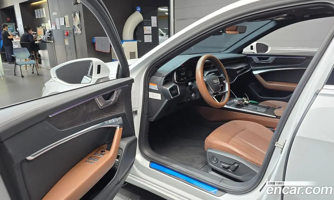 Audi A6 2022 2.0 автомат (гидро), фото 13