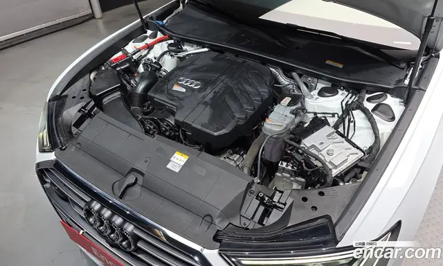 Audi A6 2022 2.0 автомат (гидро), миниатюра 6