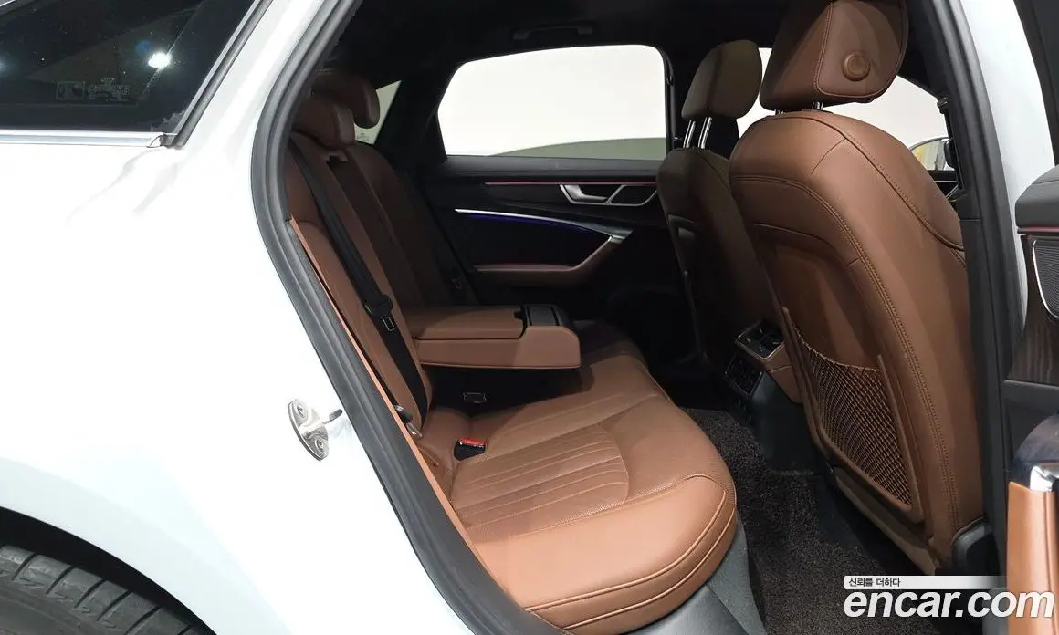 Audi A6 2022 2.0 автомат (гидро), фото 16