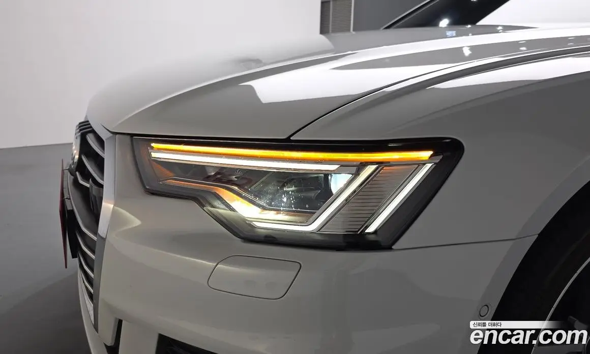 Audi A6 2022 2.0 автомат (гидро), фото 7