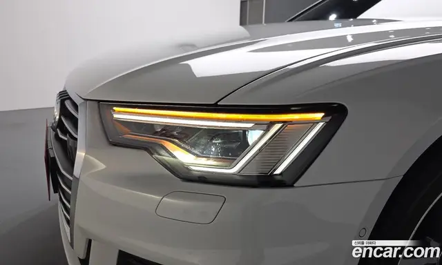 Audi A6 2022 2.0 автомат (гидро), миниатюра 7
