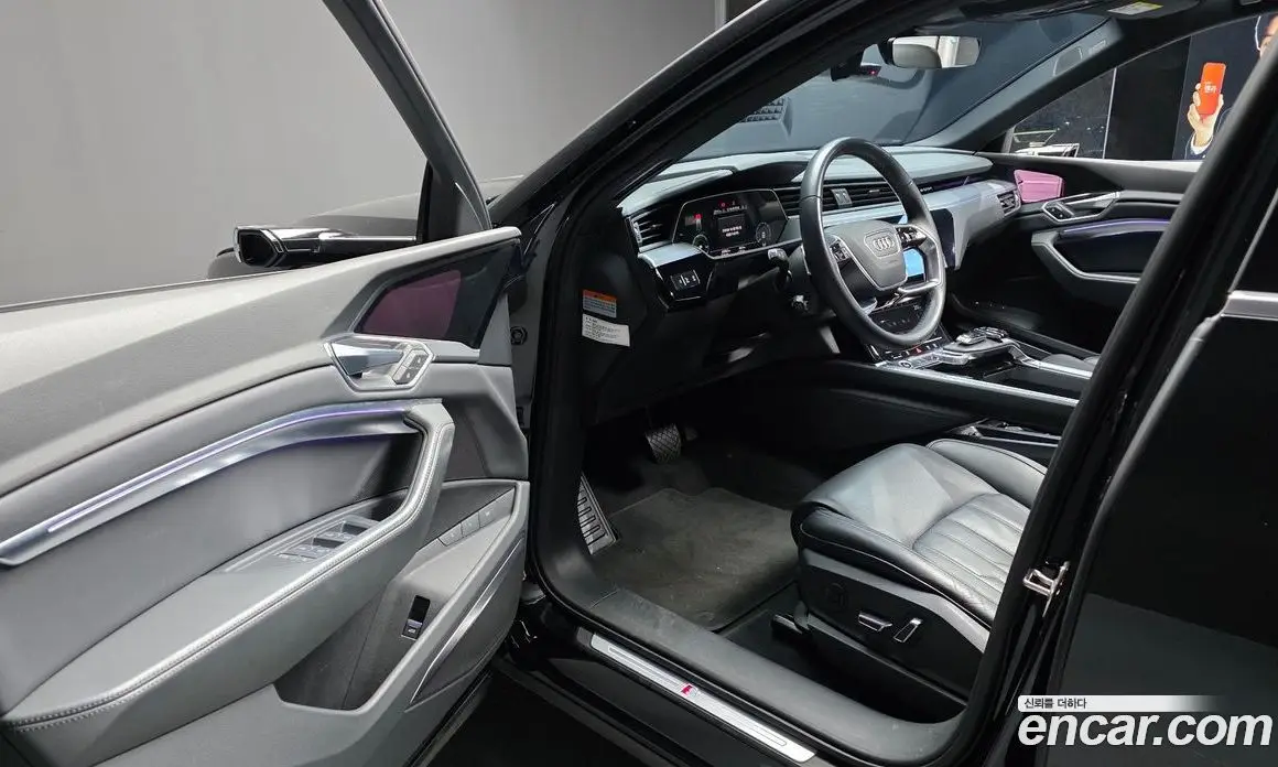 Audi e-tron 2022 0.2 автомат (гидро), фото 13 Audi e-tron 2022 0.2 автомат (гидро), фото 13