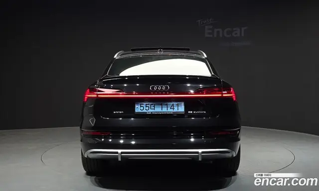 Audi e-tron 2022 0.2 автомат (гидро), миниатюра 4 Audi e-tron 2022 0.2 автомат (гидро), миниатюра 4