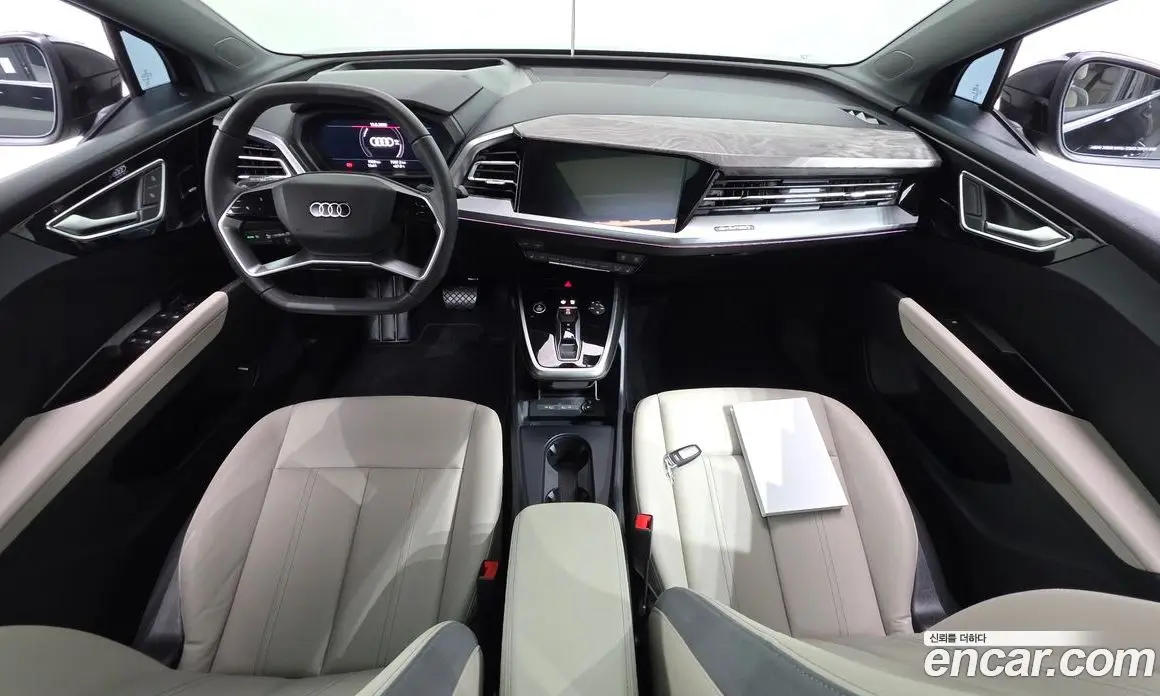 Audi Q4 e-tron 2026 0.2 автомат (гидро), фото 10 Audi Q4 e-tron 2026 0.2 автомат (гидро), фото 10