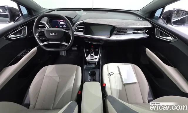 Audi Q4 e-tron 2026 0.2 автомат (гидро), миниатюра 10 Audi Q4 e-tron 2026 0.2 автомат (гидро), миниатюра 10