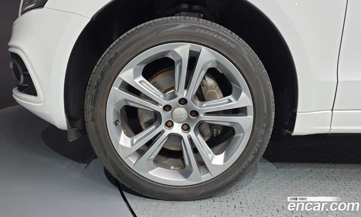 Audi Q5 2014 3.0 автомат (гидро), фото 5 Audi Q5 2014 3.0 автомат (гидро), фото 5