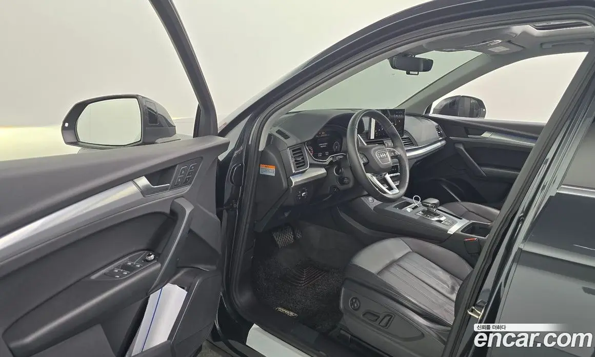 Audi Q5 2021 2.0 автомат (гидро), фото 13