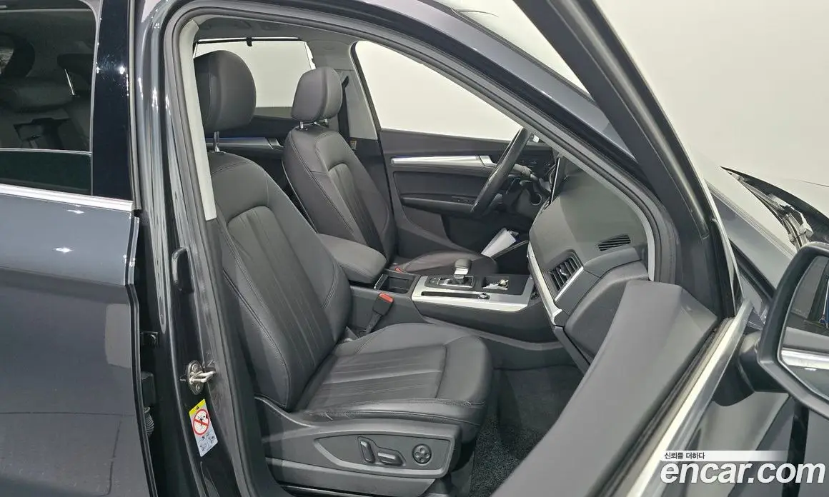 Audi Q5 2021 2.0 автомат (гидро), фото 18