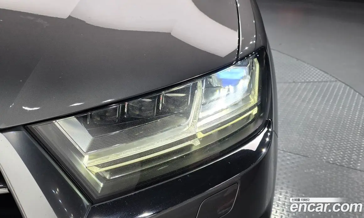 Audi Q7 2016 3.0 автомат (гидро), фото 7 Audi Q7 2016 3.0 автомат (гидро), фото 7
