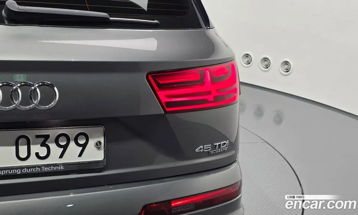 Audi Q7 2016 3.0 автомат (гидро), фото 8 Audi Q7 2016 3.0 автомат (гидро), фото 8