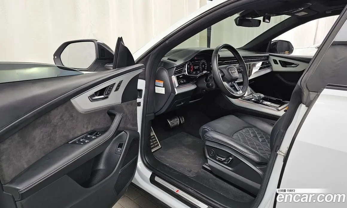 Audi Q8 2021 3.0 автомат (гидро), фото 13