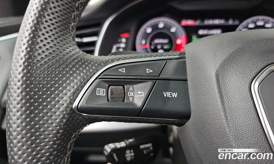 Audi Q8 2021 3.0 автомат (гидро), фото 16