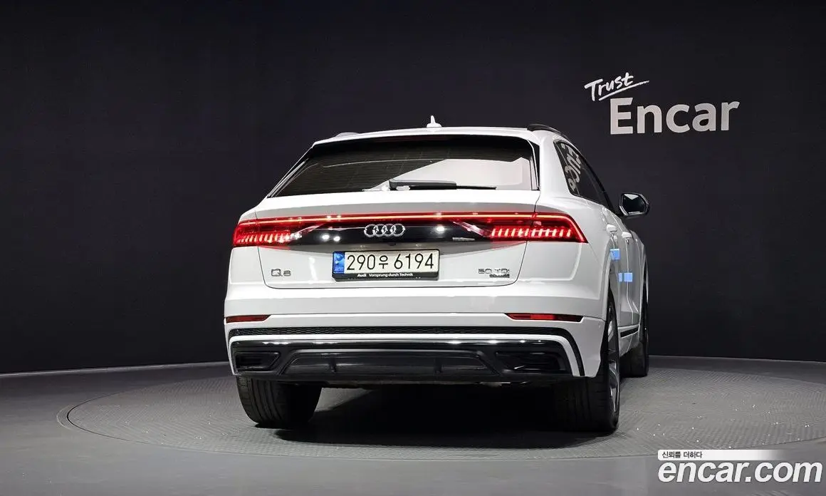 Audi Q8 2021 3.0 автомат (гидро), фото 4