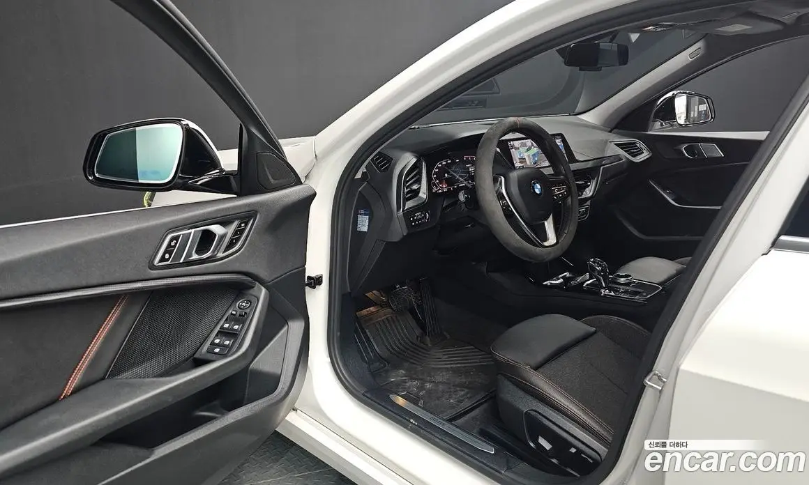 BMW 1 серия 2020 2.0 автомат (гидро), фото 13