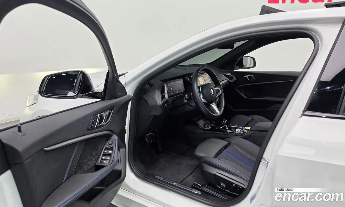 BMW 1 серия 2024 2.0 автомат (гидро), фото 13