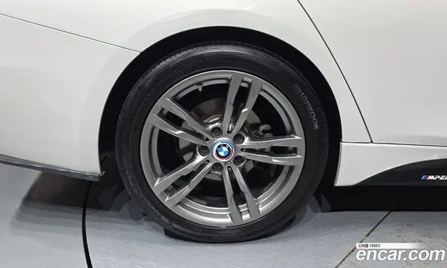 BMW 3 серия 2017 2.0 автомат (гидро), миниатюра 5 BMW 3 серия 2017 2.0 автомат (гидро), миниатюра 5