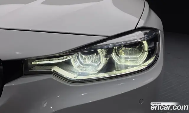 BMW 3 серия 2017 2.0 автомат (гидро), миниатюра 8 BMW 3 серия 2017 2.0 автомат (гидро), миниатюра 8