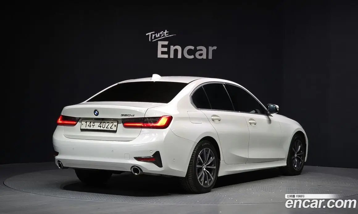 BMW 3 серия 2019 2.0 автомат (гидро), фото 2 BMW 3 серия 2019 2.0 автомат (гидро), фото 2