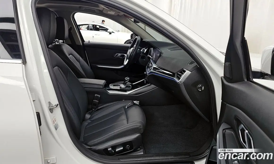 BMW 3 серия 2019 2.0 автомат (гидро), фото 17 BMW 3 серия 2019 2.0 автомат (гидро), фото 17